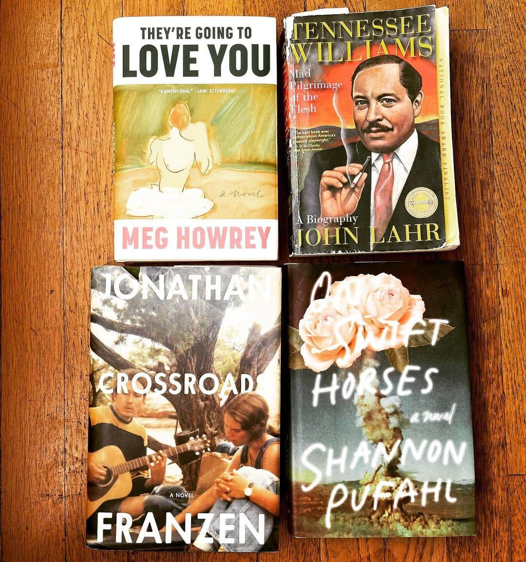 ジェイ・ハガリーのインスタグラム：「📚From The Dept. of No One Asked : The 4 best books I’ve read this year. All of them STUNNERS. All of them deeply in my brain for life. #meghowrey #shannonpufahl #jonathanfranzen #johnlahr #theyregoingtoloveyou #onswifthorses #crossroads #madpilgramageofflesh #artwillsaveus」