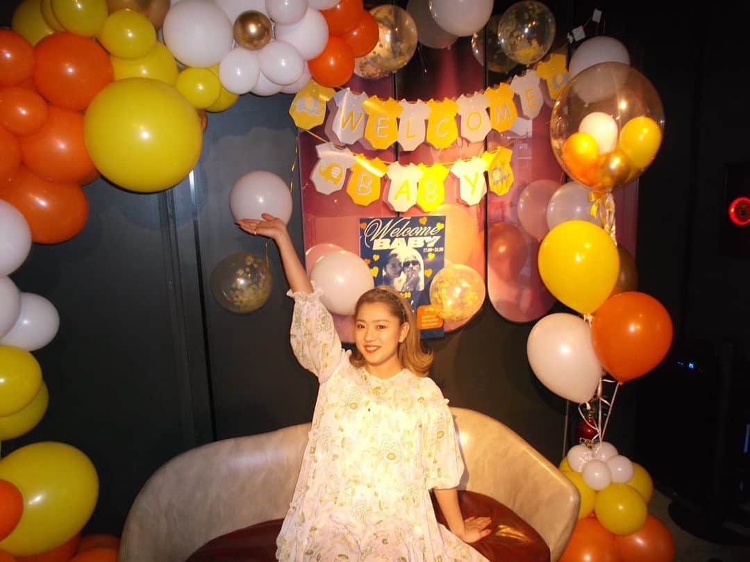 武部柚那さんのインスタグラム写真 - (武部柚那Instagram)「baby shower💗💙 大好きなオレンジと黄色がドレスコードだった幸せな日。 たくさんの愛と感謝がいっぱいの日☺️💗 是非YouTubeみてねっ」3月4日 17時03分 - yuzuna839__