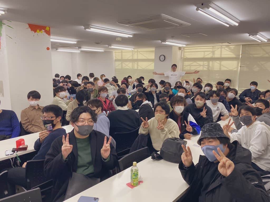 きたばのインスタグラム：「本日は津田沼にて、第一回ギャビン杯改め、 #きたば杯 でした！！！ みなさん最高🤟🏻🤟🏻🤟🏻 単純に人がたくさん集まってイベントできるの本当嬉しいです✨✨✨ プレイングも非常に勉強になりました🙇‍♂️🙇‍♂️🙇‍♂️ 運営のひろさんにも感謝です🤲🤲🤲  優勝チームはさめ連合🦈🦈🦈 おめでとうございます！！！  これからもワンピカードで盛り上がりましょう🫶🫶🫶 #ワンピカード  #onepieceカードゲーム」
