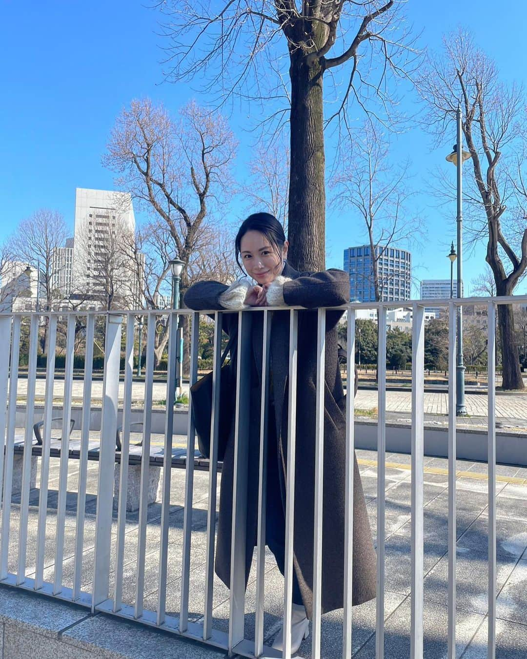 寺田有希さんのインスタグラム写真 - (寺田有希Instagram)「今年に入って、 発信する場所を増やしてみました。  noteで等身大の言葉を綴り、 Voicyで等身大の言葉を話してます🙌  初めて2ヶ月ほどがたちましたが、 なんとこの度！ 公式さんに声をかけていただき、 コラボ生配信が決定しました👏✨  3月6日(月) 21:00～ お相手:税理士 河南さん(@emikawaminami ) #完璧じゃないけどはじめたい #voicy   3月8日は国際女性デー🌱 それに合わせた企画です！  なにかを考え、 感じるきっかけになれば嬉しいです！  是非Voicyをダウンロードして、 聞きにきて下さい🙋‍♂️✨  通常は、 月曜日と金曜日にお話してます！  #国際女性デー #フリーランス #フリーランス女子 #寺田有希 #teradayuki」3月4日 18時35分 - terada_yuki