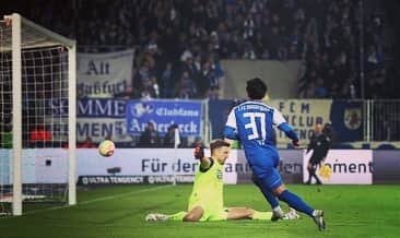 伊藤達哉のインスタグラム：「Schönes Wochenende FCM Fans ☕️ #königderlöwen 🦁」