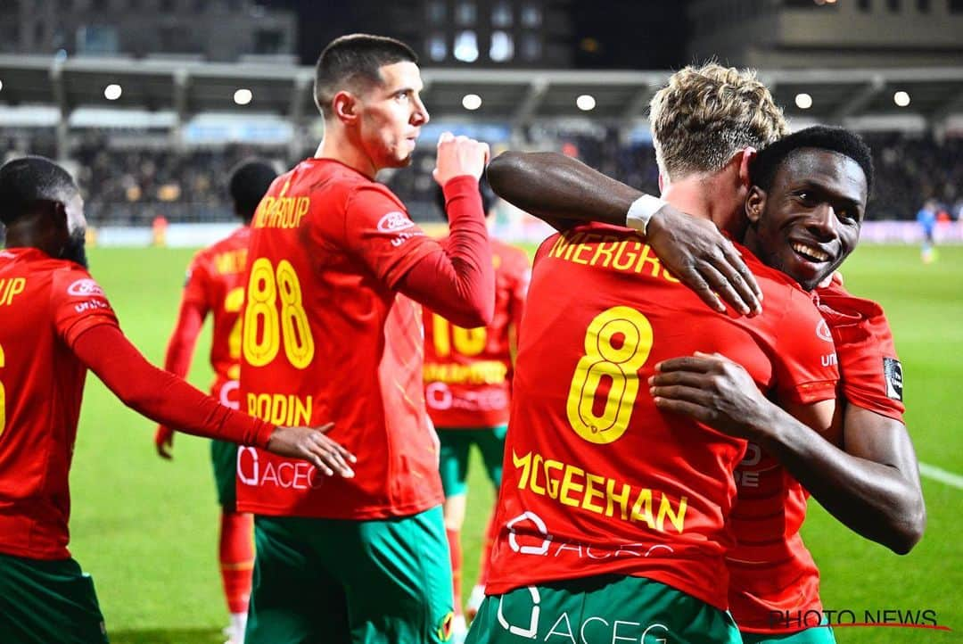 キャメロン・マクギーハンさんのインスタグラム写真 - (キャメロン・マクギーハンInstagram)「Big Win @clubbrugge - well done everybody- now we go for it 🙏🏻❤️ @kvoostende_official」3月4日 21時21分 - cameronmcgeehan