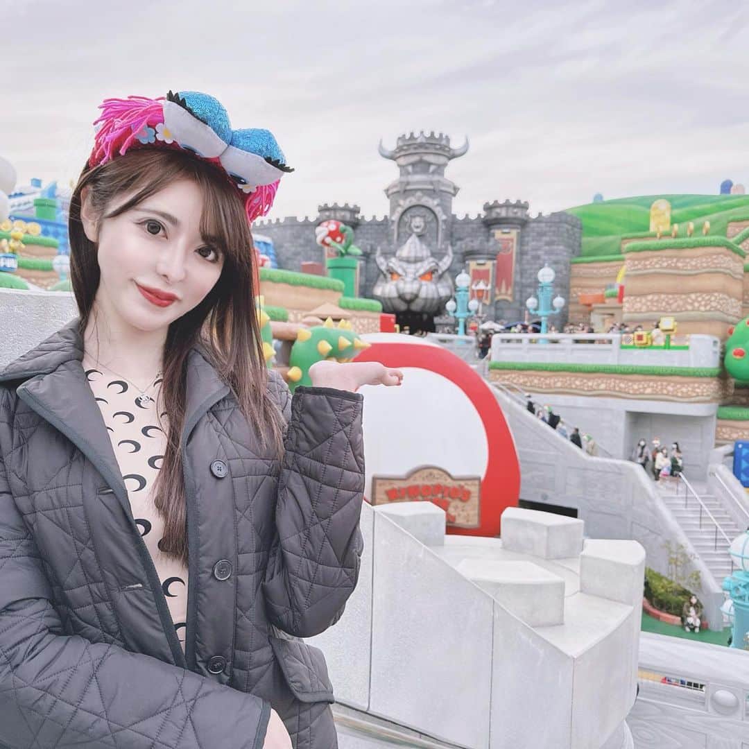 桃瀬えりなのインスタグラム：「マリオとドラえもん🍄🌟 ドラえもんは初めて乗った🫶  #universalstudiosjapan #usj #osaka #marineserre #dior #tiffany #luisvuitton #follow #followme #大阪 #ユニバ #マリオ #ヨッシー #ドラえもん」