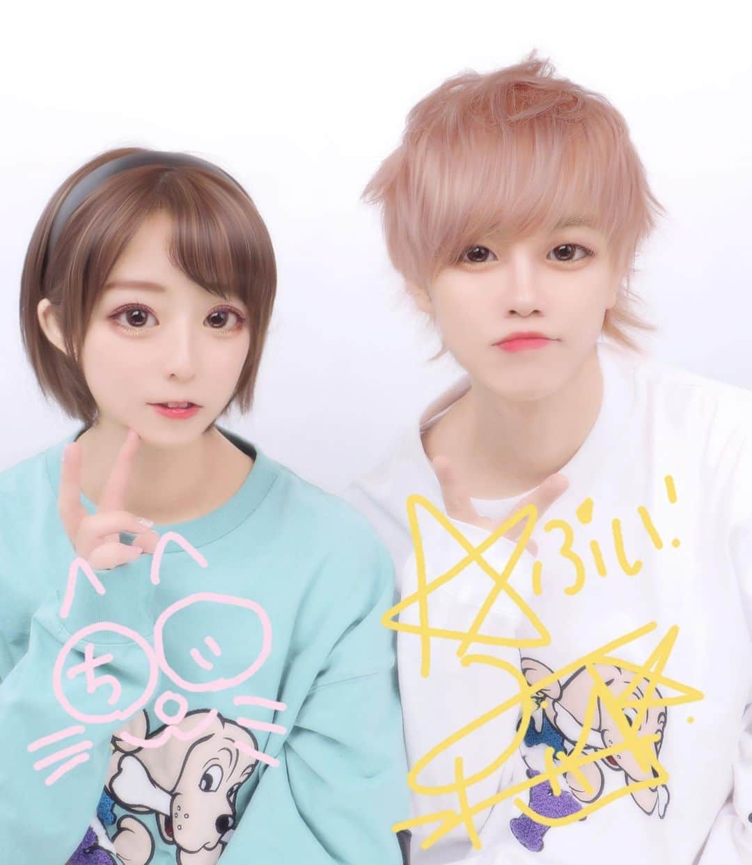 ちぃのインスタグラム：「じんちぃデートの動画で撮ったプリント倶楽部📸  じんさん表情豊かやなー😂   #スカイピース  #スカイチーム  #じんちぃ  #デート  #プリクラ  #プリント倶楽部  #盛れすぎ注意  #おそろコーデ」