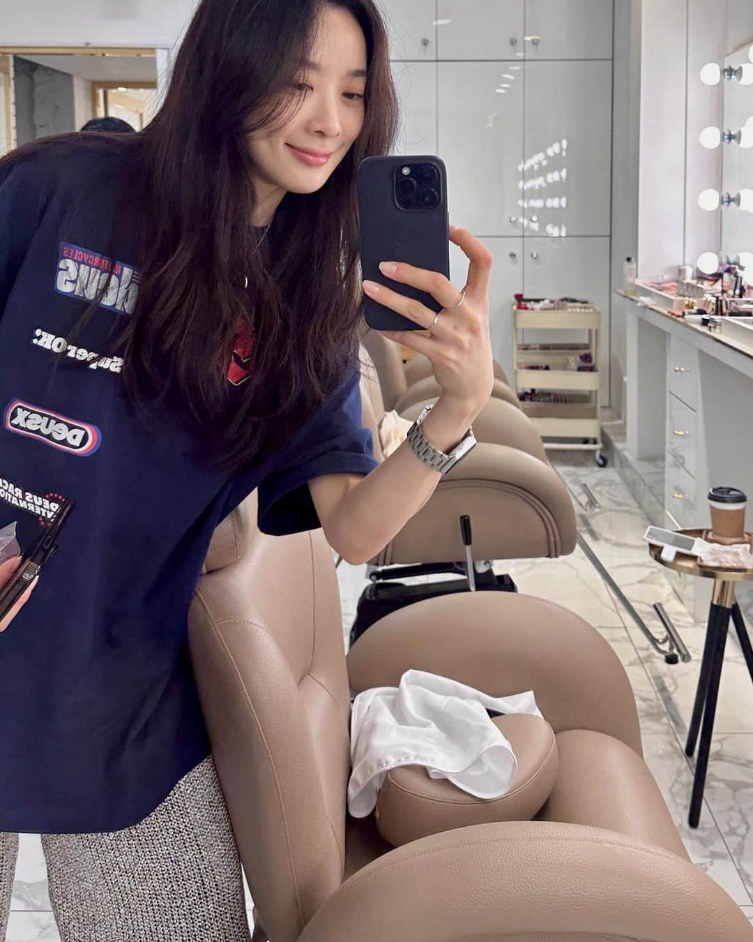 イ・チョンアのインスタグラム：「Happy weekend 🛰️🛴」