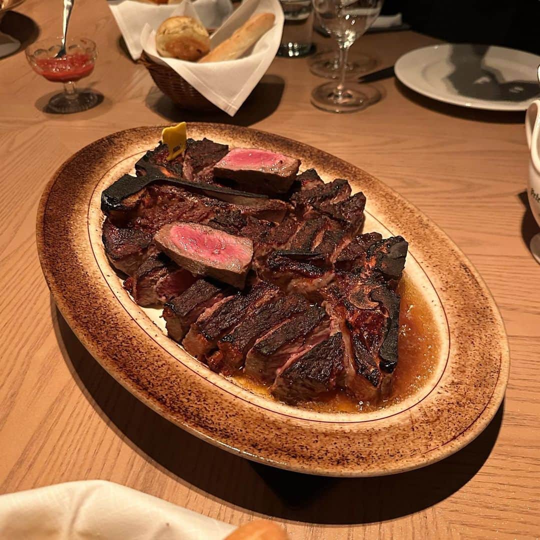 のインスタグラム：「Peter Luger Steak House」