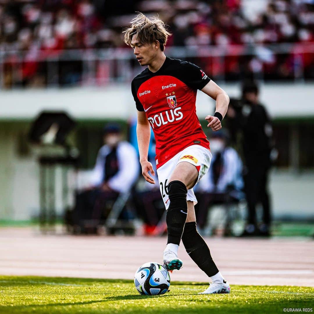 荻原拓也のインスタグラム：「浦和に帰ってきました。 復帰後初出場！ ホーム開幕、初勝利🔥 久しぶりに興奮しました！ 熱い声援ありがとうございました👍 #urawareds#浦和レッズ#聖地#駒場スタジアム#荻原拓也」