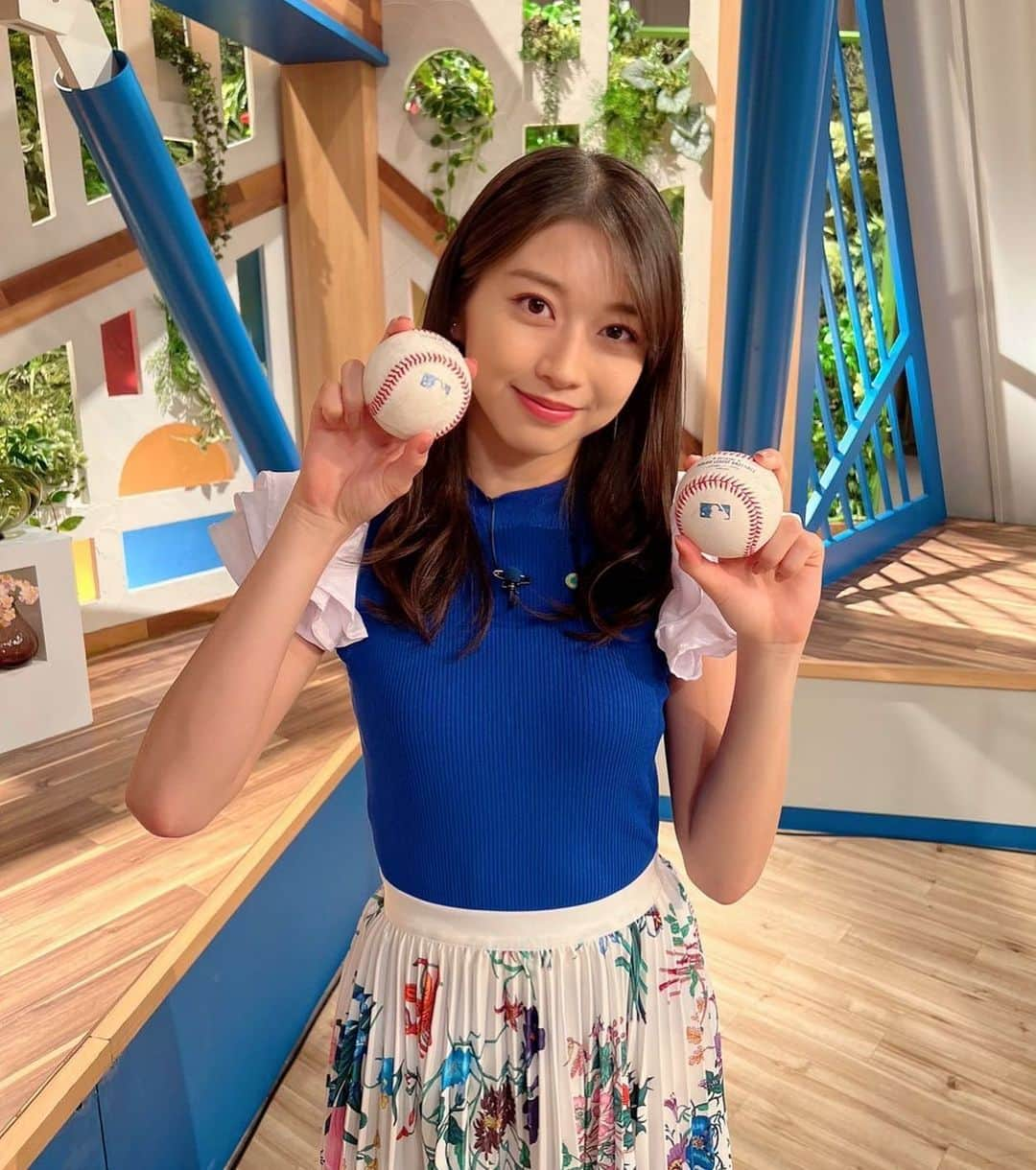 牧野真莉愛さんのインスタグラム写真 - (牧野真莉愛Instagram)「♡ ♡ 💕⚾️中居正広のキャスターな会⚾️💕 テレビ朝日さん🎀3月4日(土)放送 ⚾️ モーニング娘｡'23牧野真莉愛、出演させていただきました🐰💕 ありがとうございました💖💖💖 ⚾️ まりあは隠し球持ってた⚾️🐰💗💗 ･･･などなど 詳しくは“まりブロ”みてね🐰💕 LOVE❤️新庄   まりあより ♡ ♡  #テレビ朝日 さん #中居正広 さんの #キャスターな会 #モーニング娘23 #morningmusume23 #牧野真莉愛」3月4日 23時26分 - maria_makino.official