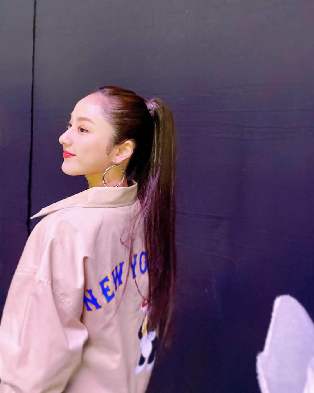 平祐奈のインスタグラム：「🐇💙🧡 バニーちゃんとのウッキウキランウェイでしたっ  春夏ファッションも楽しみになっちゃった🌼 #関コレ #BTTF」
