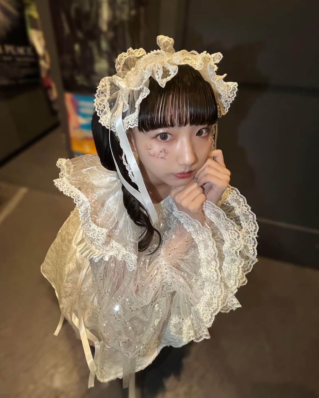 しらいちゃんさんのインスタグラム写真 - (しらいちゃんInstagram)「0304ありがとうございました❤︎星を纏っているみたいにキラキラꪔ̤̫✴︎全部がわたしを強くしてくれます、⎳ℴ♡⎷ ℯ  hairmake @he_to_mean ❤︎ costume @mizki_oyasumi ❤︎」3月5日 0時17分 - she_is_lie