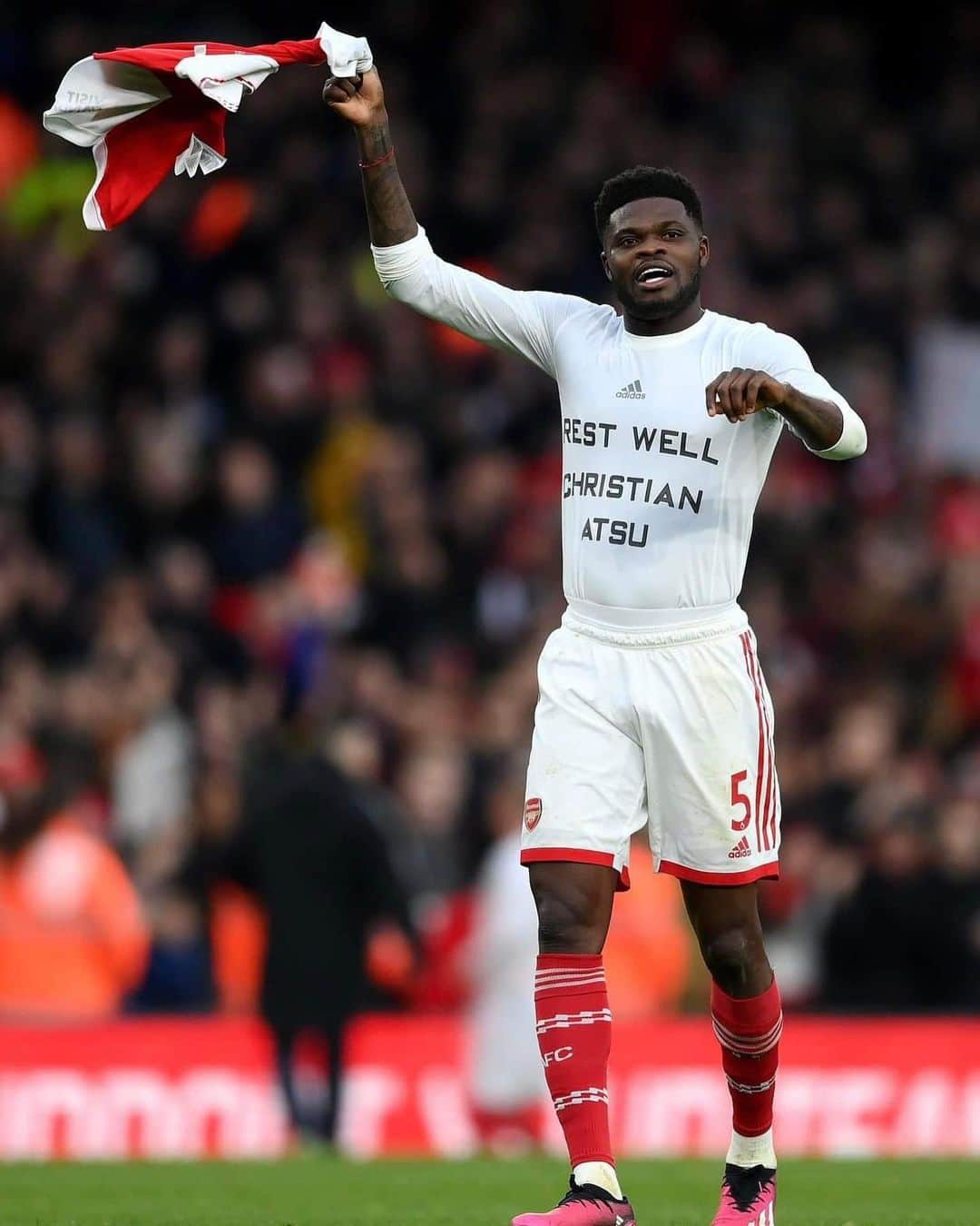 トーマス・パーテイのインスタグラム：「This team is unstoppable - this one is for you Christian 🙏🏾  #TP5 #COYG」
