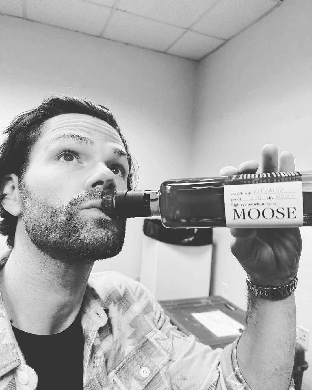 ジャレッド・パダレッキのインスタグラム：「Having a blast at #spnatl Who is coming tomorrow?!?!」