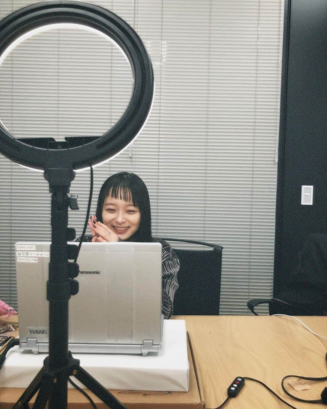宇井優良梨のインスタグラム：「⁡ ジェニグリありがとうございました🤤🤍 毎回ほんと楽しすぎてもっと話したいなあって思っちゃいます。笑 GENIminだいすきだなあって更にだいすきが増しましになりました☺︎ minさんのレポ見るのも楽しいです。🤣 4月のジェニグリもよろしくお願いします！！🙇🏻‍♀️🤍 ⁡ ふぉとばいスタッフさん🥹🎞✨  #ジェニグリ #GENIC #宇井優良梨」