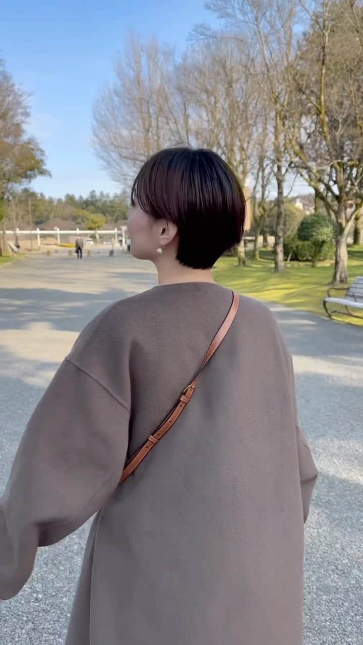 MIORIのインスタグラム：「髪を切りました~🫶 やっぱりショートが落ち着くね😮‍💨 @yiye_omata さん　いつもありがとう🤍  #ショートヘア#ショートカット#ショート女子#サロモ#サロンモデル#表参道美容室」