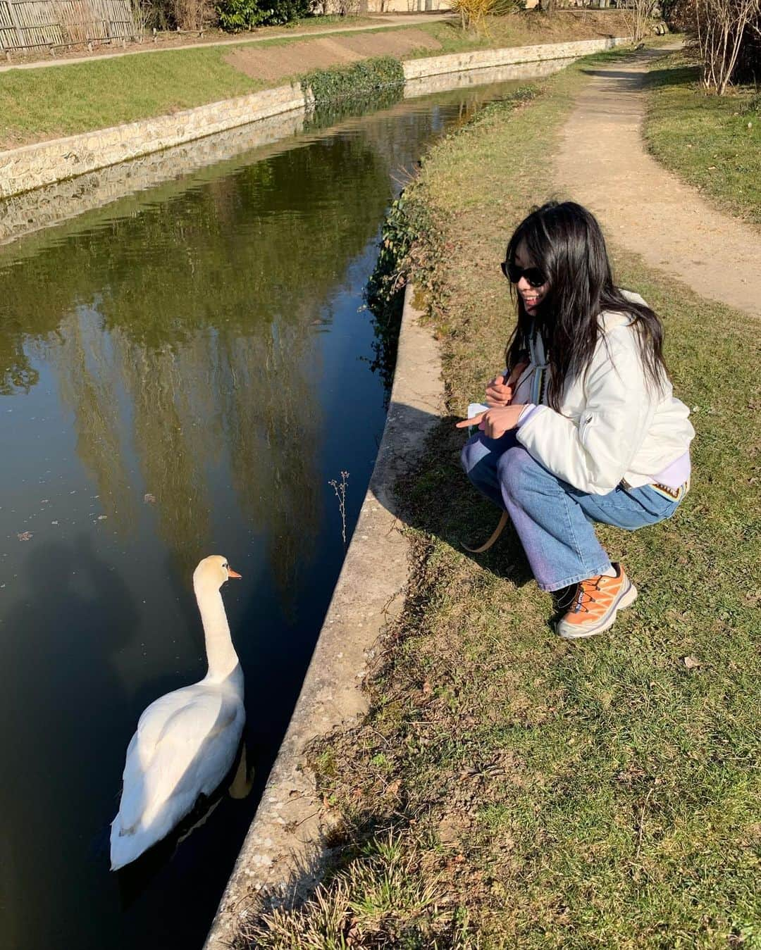 イ・ホジョンさんのインスタグラム写真 - (イ・ホジョンInstagram)「Tourist✔️」3月5日 19時52分 - holly608