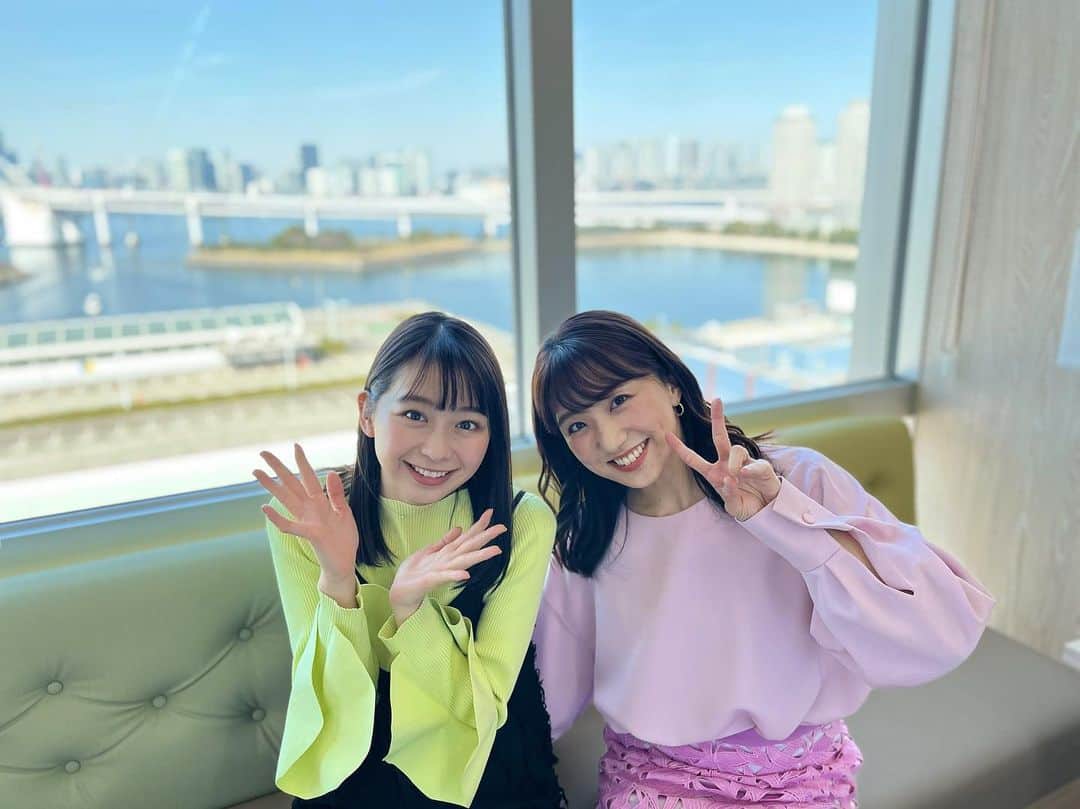 小室瑛莉子のインスタグラム：「みおさんと🤭‎🤍 土曜日必ず会えるのが楽しみです😊   #松村アナ  #カラフル🌈」