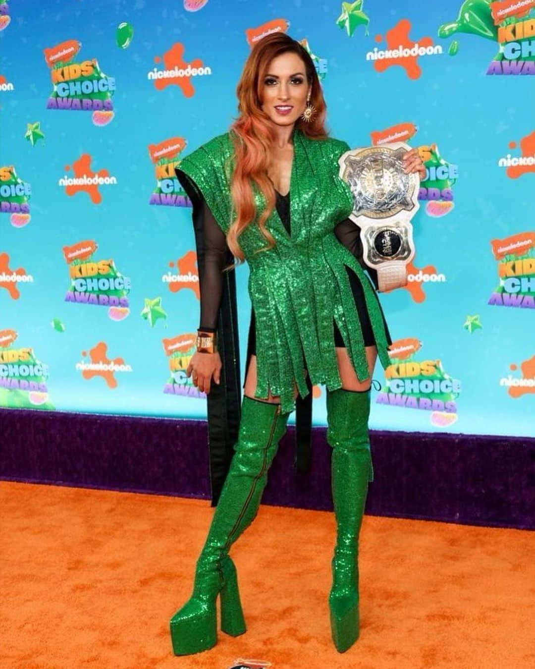 レベッカ・ノックスさんのインスタグラム写真 - (レベッカ・ノックスInstagram)「Today.  @kingtroi  @nickelodeon」3月5日 13時08分 - beckylynchwwe