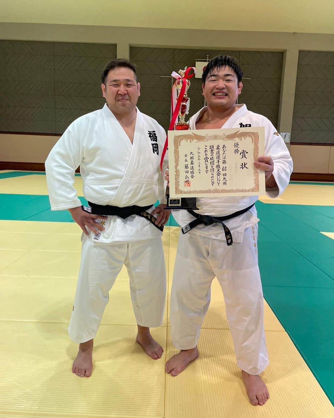 王子谷剛志さんのインスタグラム写真 - (王子谷剛志Instagram)「【九州選手権】 全日本選手権の出場権を獲得。 大学の後輩や同門対決など切磋琢磨しているメンバーと戦えて幸せでした。 残りの期間を無駄にすることなく、全日本選手権に向かいます。 ✳︎直喜は九州選手権にまできてくれるようになりました笑 #九州選手権 #感謝」3月5日 13時02分 - takeshiojitani