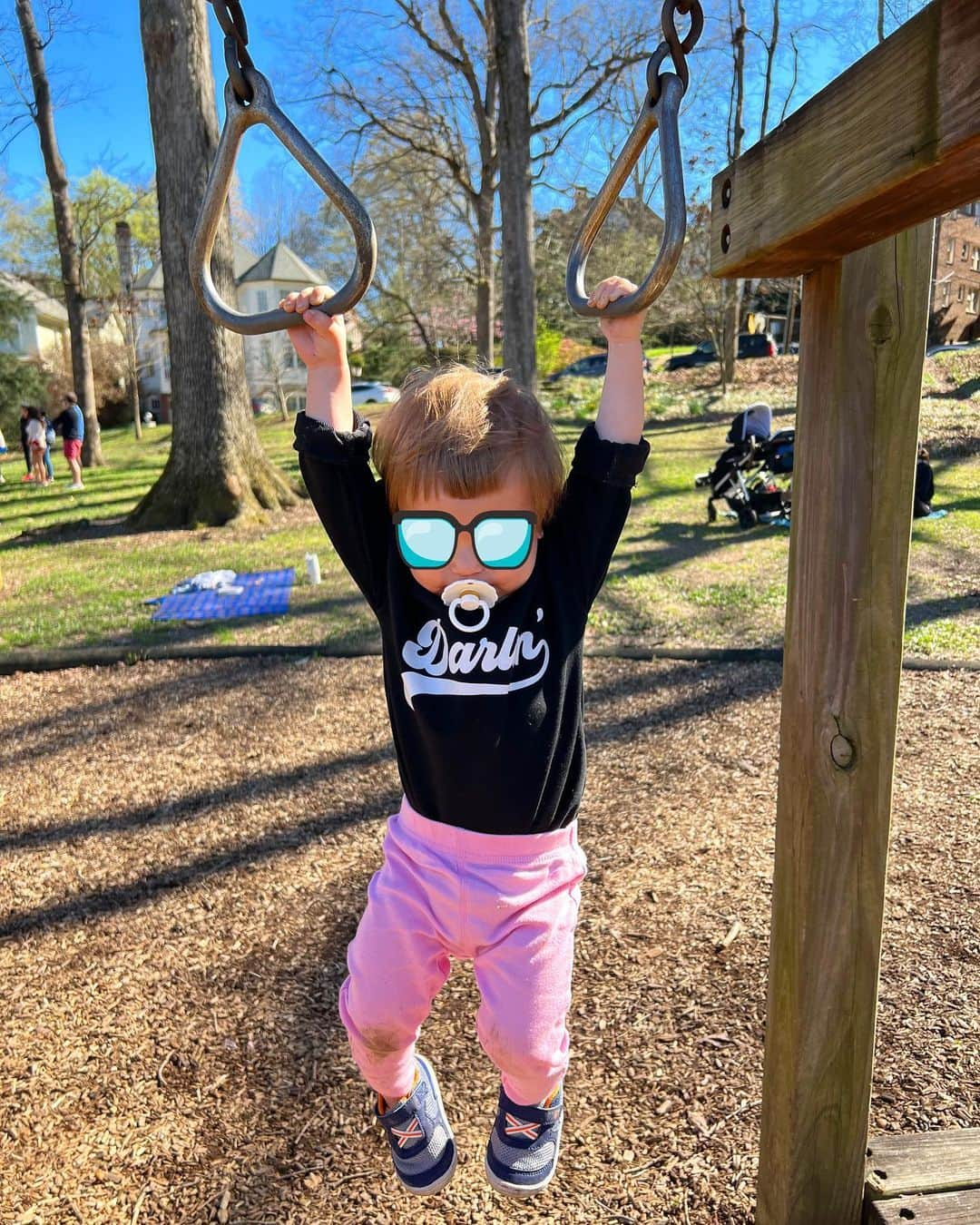 マシュー・デイビスのインスタグラム：「I do have to say this is my favorite picture of the day. We found this charming playground along the Beltline on our way to the museum. This little daredevil wanted to climb up every ladder, hang on every bar, and slide down every slide. Being able to take care of these two gems; protect them; teach them; and eventually when they’re grown, have them take care of my old ass, will be the greatest adventure ever. My life has been beyond enriched by my daughters. Humbled is an understatement.」