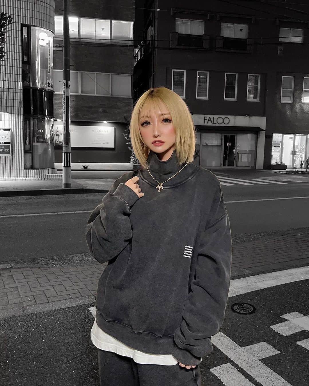 のインスタグラム：「︎︎︎︎︎︎☑︎ 𝐨𝐨𝐭𝐝 ‪‪❤︎‬  #coordinate #alexanderwang #ootd」