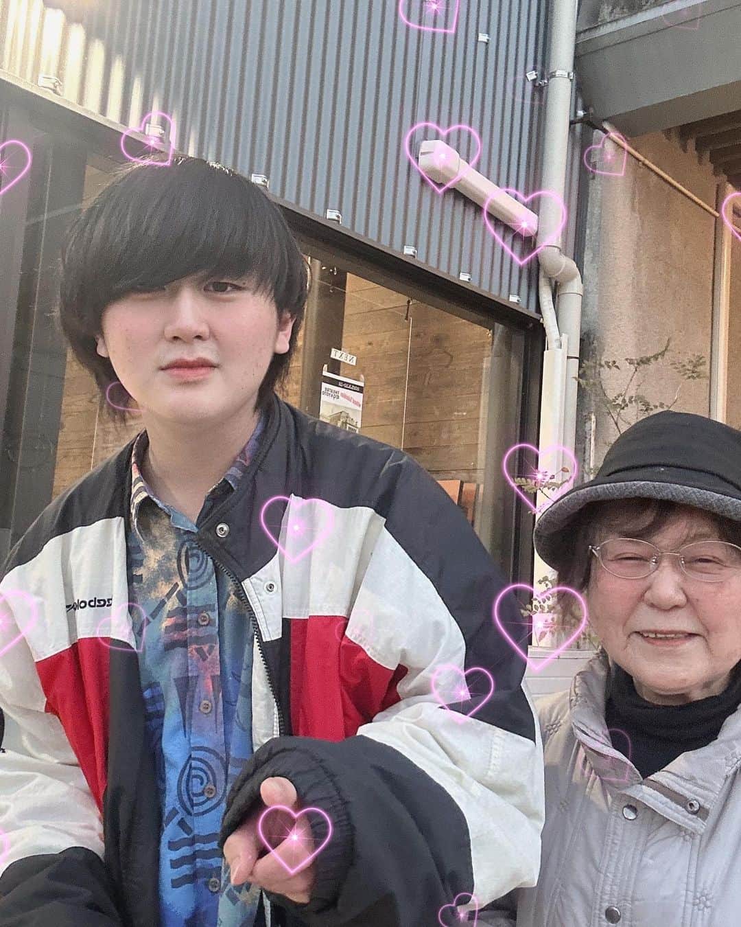小林美香子さんのインスタグラム写真 - (小林美香子Instagram)「久しぶりに、ばっ様と夢祈演出の舞台を観に行ってきました🌷  唄ちゃんの演技も最高でした🌸 こんな機会をありがとう🌷🌸🌷」3月5日 18時09分 - mikakokobayashi0906
