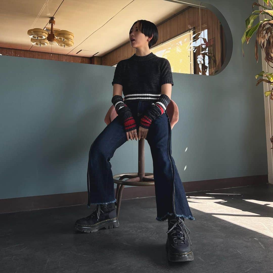 yurinasiaさんのインスタグラム写真 - (yurinasiaInstagram)「@voltagecontrolfilter 🥢  久々に服とかアップする気がする… 今日はNUKとランチに行って大事な時間を過ごしました🍛」3月5日 18時11分 - yurinasia