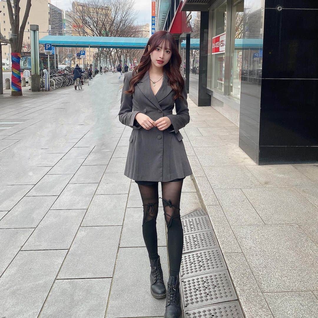藤川らるむのインスタグラム：「骨格藤川らるむです 👸 こうゆう形のワンピースが好き⁡ ⁡ ⁡ ⁡ ⁡ ⁡ ⁡   ⁡ ⁡ ⁡ 여자 #𝘧𝘰𝘭𝘭𝘰𝘸ｍ𝘦 #𝘧𝘰𝘭𝘭𝘰𝘸𝘦𝘳 #女孩 #섹시한 #𝘧𝘢𝘴𝘩𝘪𝘰𝘯 #ı𝘯𝘴𝘵𝘢𝘨𝘰𝘰𝘥 #𝘱𝘩𝘰𝘵𝘰𝘰𝘧𝘵𝘩𝘦𝘥𝘢𝘺 #𝘢𝘳𝘵 #𝘤𝘶𝘵𝘦 #𝘴𝘵𝘺𝘭𝘦 #𝘮𝘦 #패션스타그램 #セルフィー #𝘪𝘨𝘦𝘳𝘴𝘫𝘱 #𝘴𝘦𝘭𝘧𝘪𝘦 #팔로우환영 #란제리 #속옷 #น่ารักจัง #ใสใส#สคใส #ยิ้ม #คําคม  #สาวออฟฟิต#ถกและดีมือนจริง #สาวออฟฟิศ  #メルトザレディ」