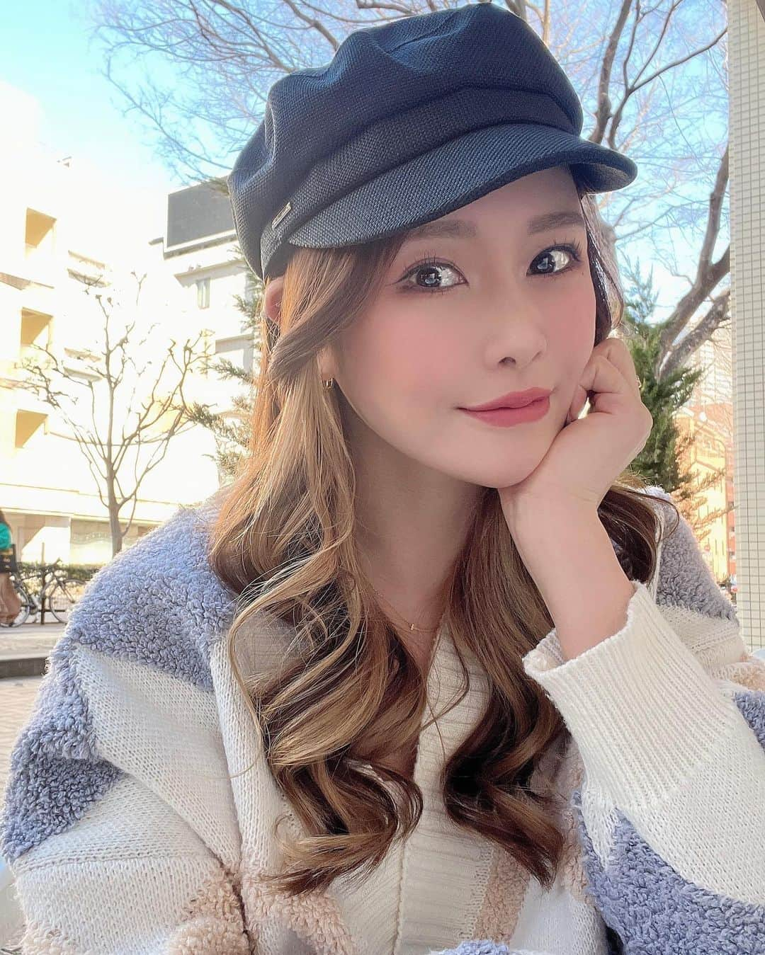 吉美あやさんのインスタグラム写真 - (吉美あやInstagram)「@dreamhats_official のお気に入りの帽子👒💗 形めっちゃ可愛いくて生地もサラッと軽くて 春夏にぴったり🥰❤️  こちらの投稿を見てくれた方限定🌸 【XEGE-G30Y-KK1X-UBA5】 を購入時に入れると35%オフになるよ😳💓  他にも素敵な帽子が色々あるから ぜひチェックしてみてね☺️🫶 👒 @dreamhats_official  #帽子 #レディースハット #uvカット #ハット #レディース帽子 #PR #折りたたみ帽子　#dreamhats #キャスケット #モデル #作品撮りモデル」3月5日 18時39分 - aya_yoshimin