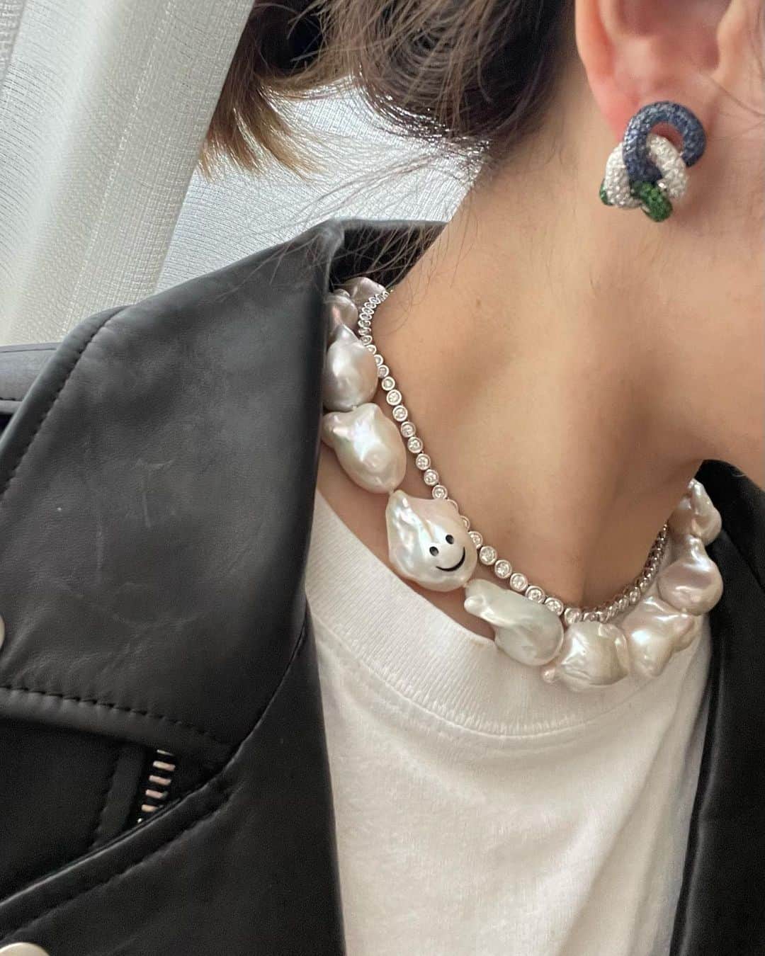 のインスタグラム：「🎀🃏🐙🤍🪆🧸🍎」