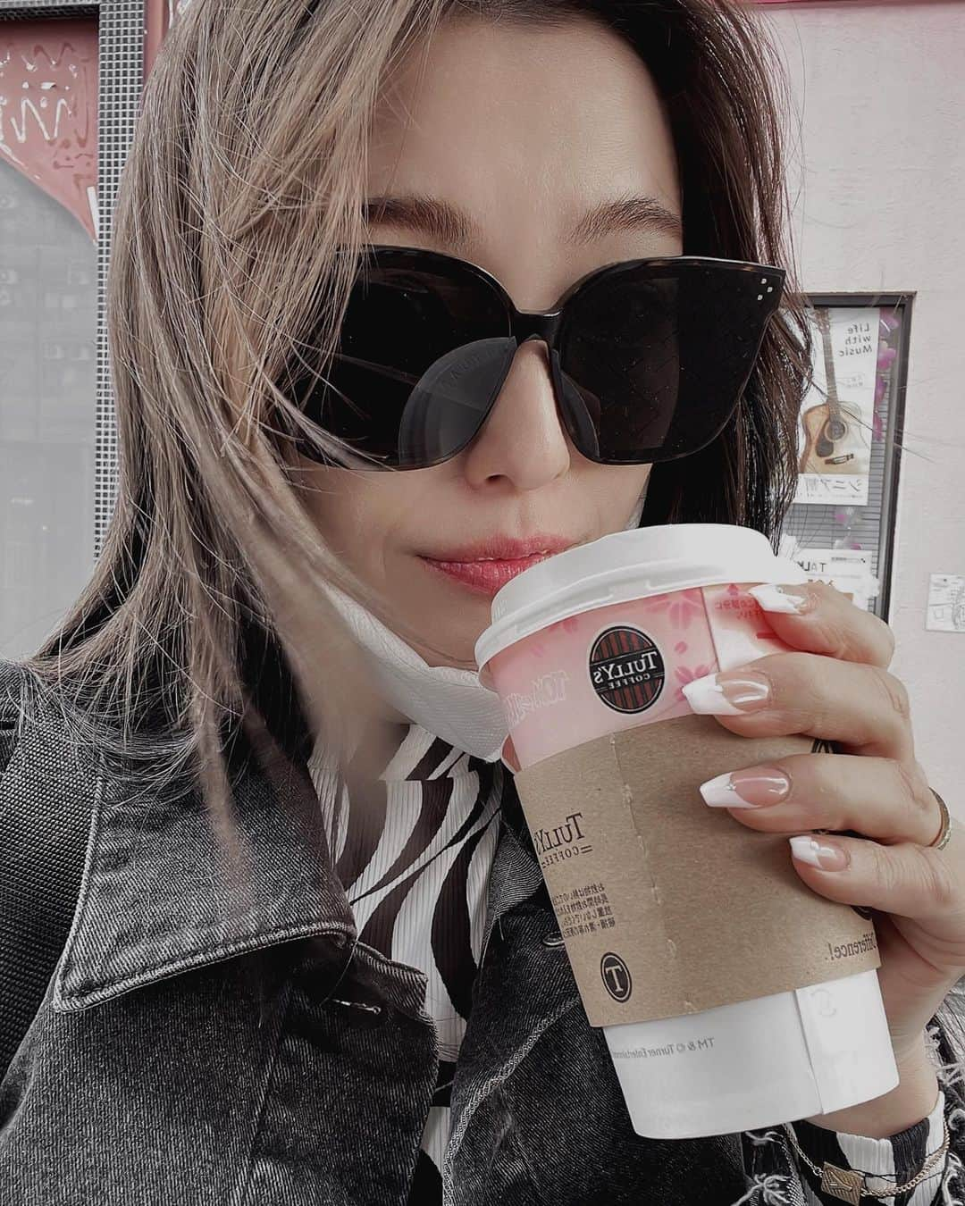 木下優樹菜さんのインスタグラム写真 - (木下優樹菜Instagram)「🌸🍯🥛☕️♡ #はにーみるくらて」3月20日 14時19分 - yukina1204xoxo