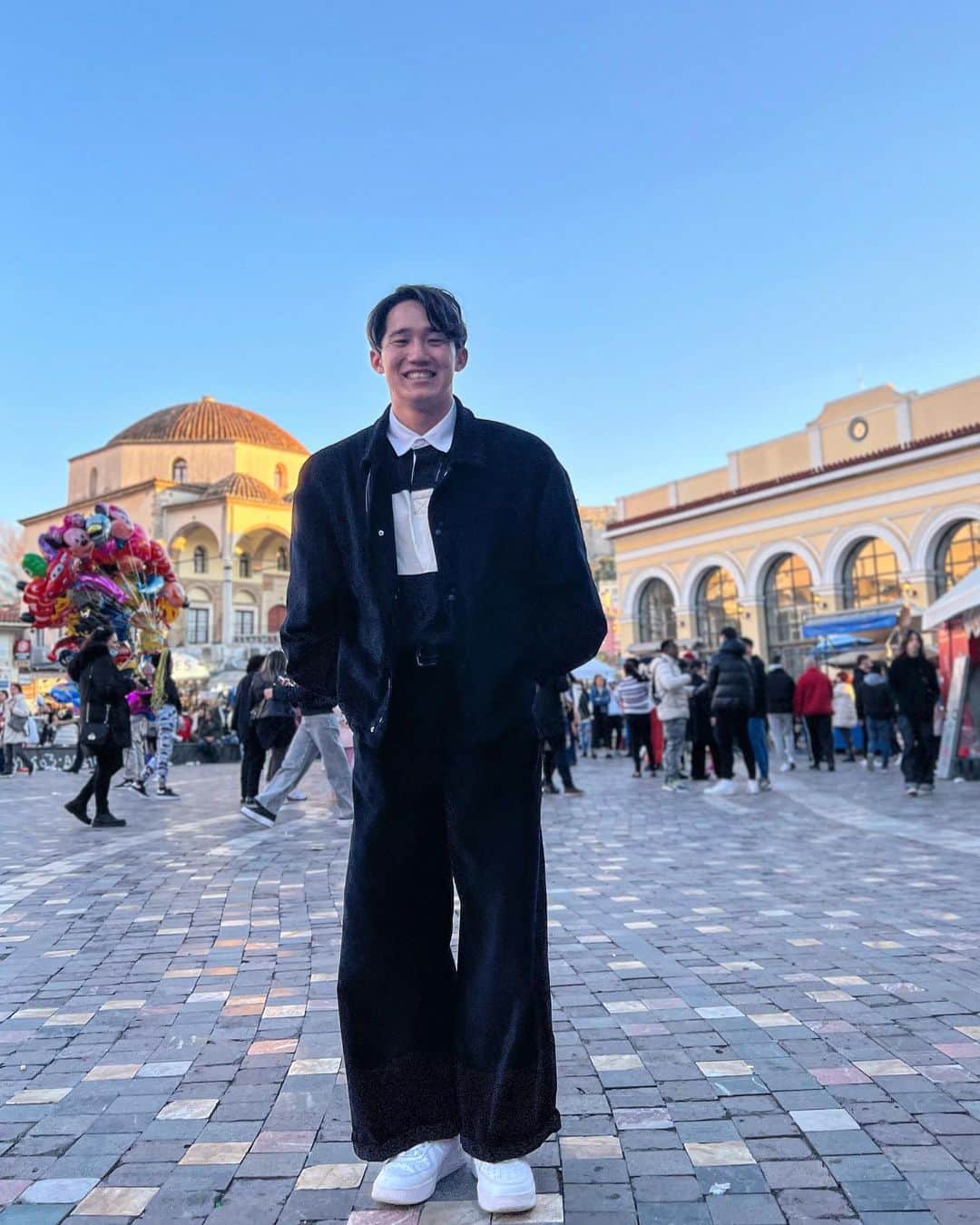 荒井陸のインスタグラム：「day off ☕︎🤍」