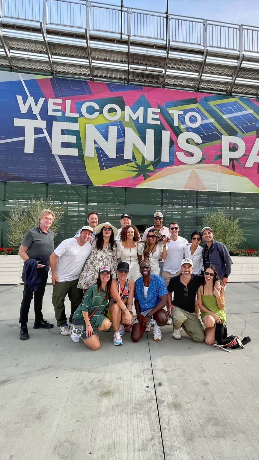 P!nk（ピンク）のインスタグラム：「Best tennis camp ever!!! 🎾🎾 #indianwells」