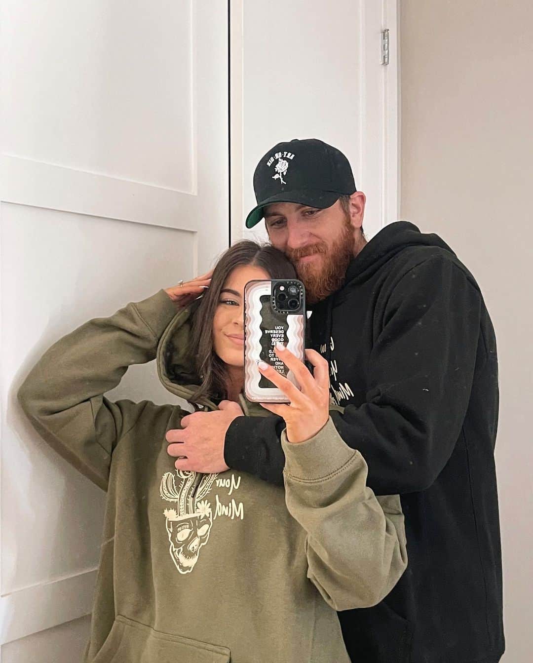 のインスタグラム：「A lazy Sunday ☁️🫶🏻⁣ ⁣ ⁣ ⁣ outfits comin soon 🥹🫣」