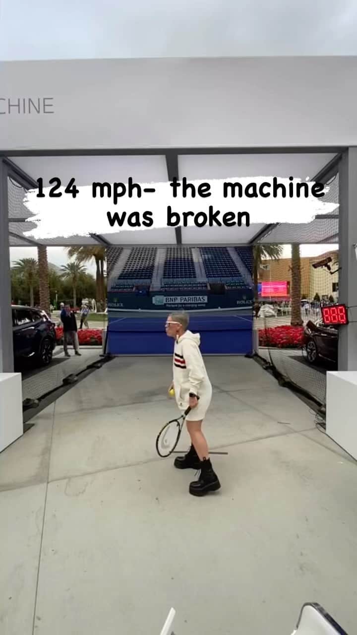 P!nk（ピンク）のインスタグラム：「Fastest in the pop game」