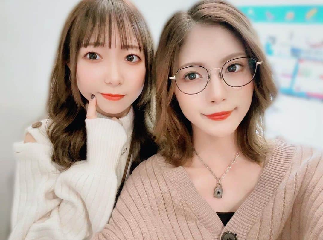 のインスタグラム：「*ᕷ˖°  公私ともにいつもありがとう(๑ ˙꒳​˙)人(˙˘˙๑ )  #可愛い #妹」