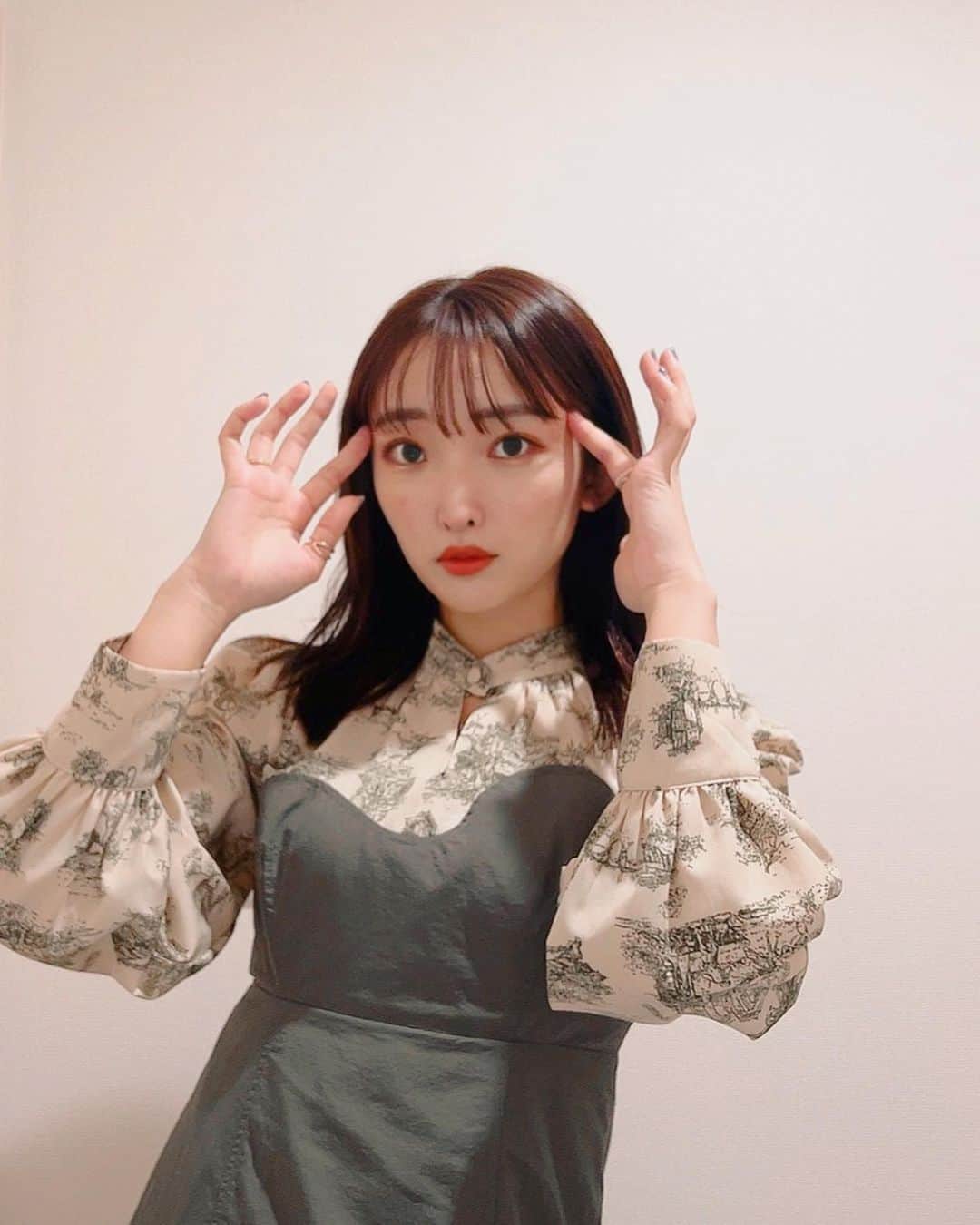 みなみのインスタグラム：「今日のワシ🍐」