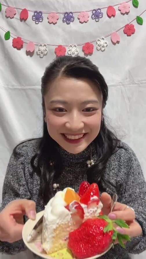 大野真緒のインスタグラム：「EP4 ・29歳初ライブ ・桜の話 ・誕プレ、ケーキの話 ・春ディズニー ・セラミュ、セラミュ、セラミュ ・来週お休みだよ🥺」