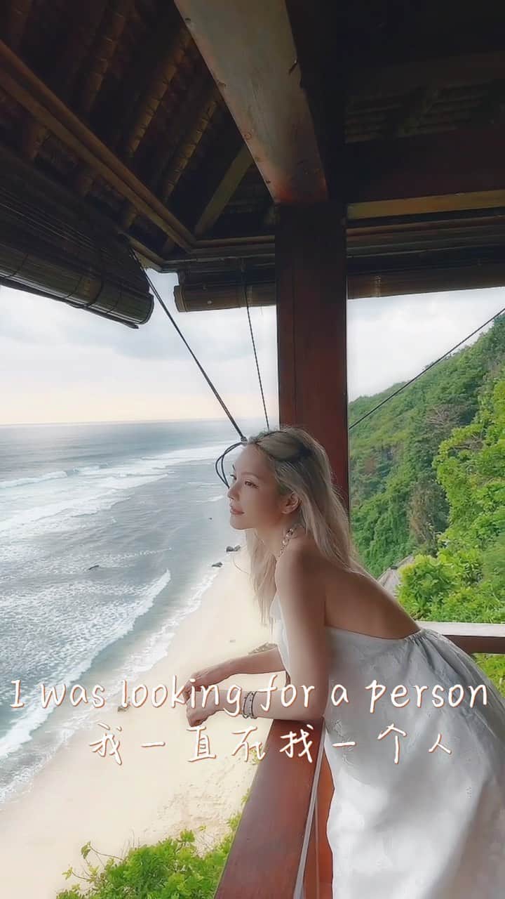 Grace Chowのインスタグラム：「爱自己 是终身浪漫的开始❤️」