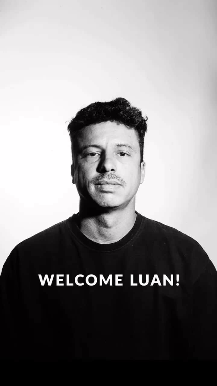 ルアン・オリベイラのインスタグラム：「I am super hyped now to be part of the @cariumaskateboarding family.  Thanks for the opportunity and for let me keep doing what i love… Lets goooooo!   Feliz demais em poder fazer parte da familia @cariumaskateboarding  Obrigado pela oportunidade e por me dar a chance de continuar fazendo o que amo!  ✨❤️」