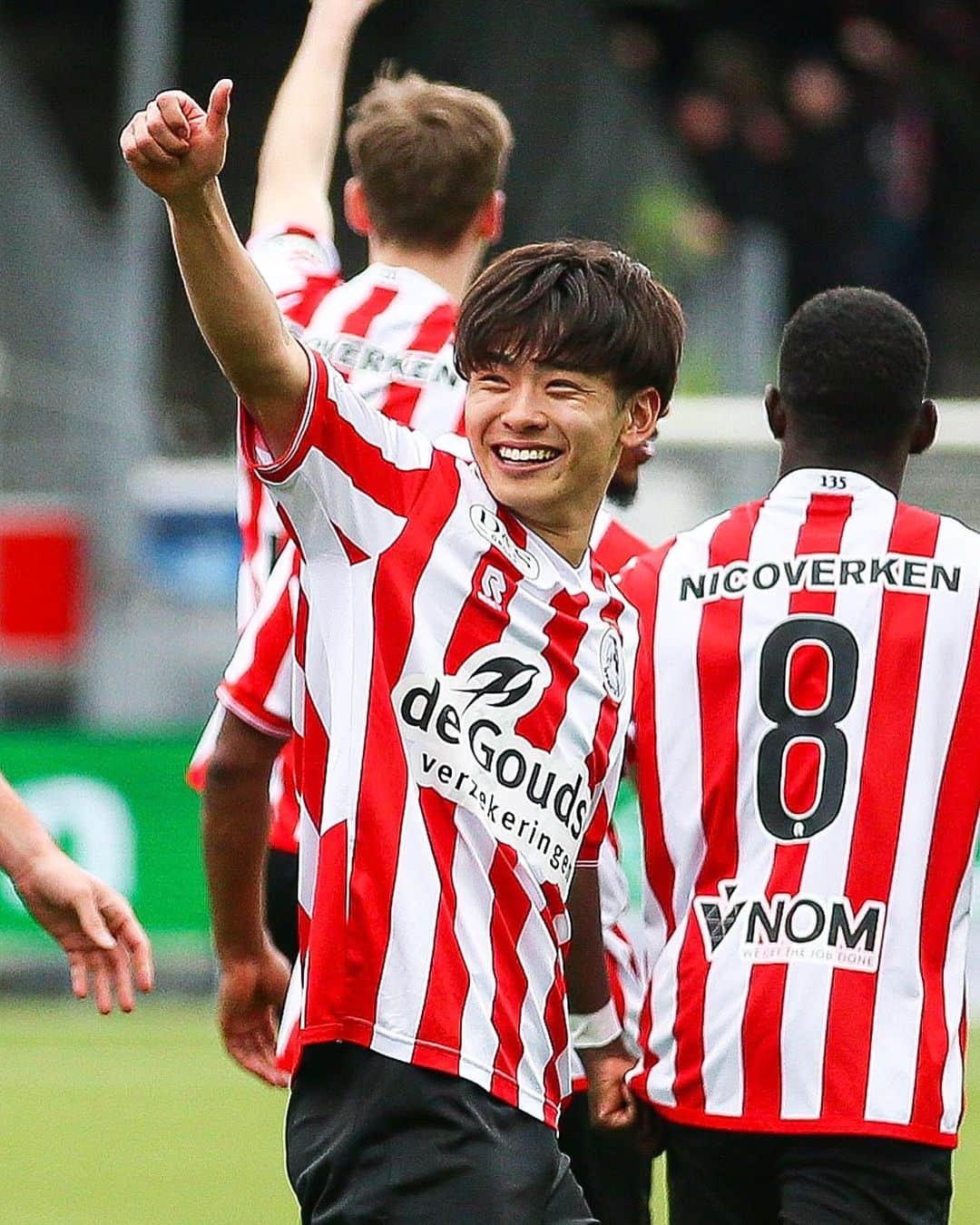 のインスタグラム：「Het plezier van deze man ❤️」