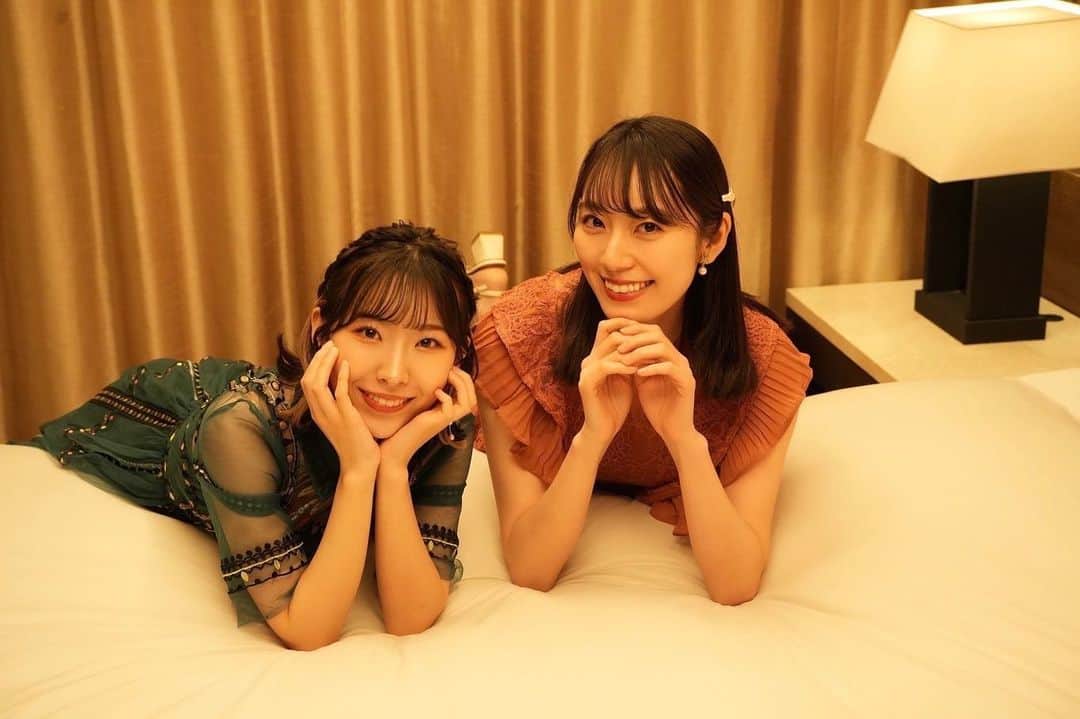 松井咲子のインスタグラム：「先週のみさきこライブ終演後に撮ってもらった写真があまりに良すぎる  #みさきこライブ」
