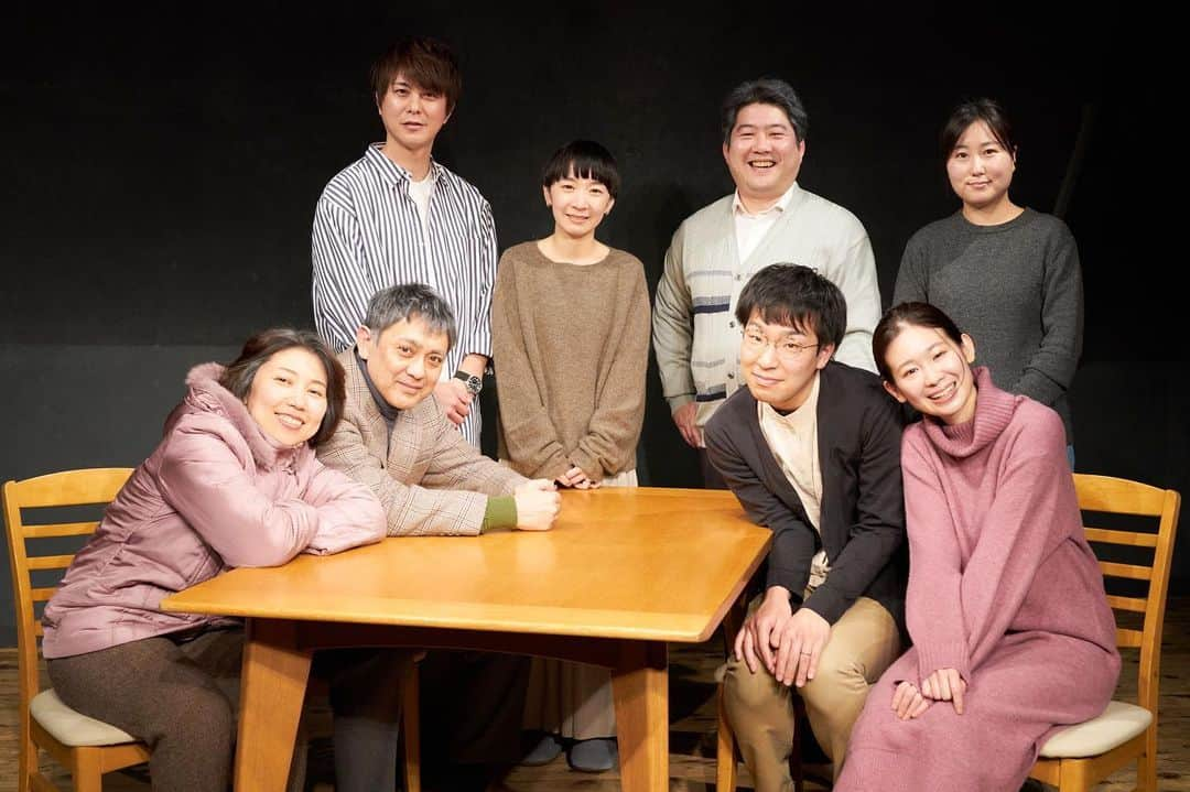 橘花梨のインスタグラム：「インスタでのご挨拶遅くなりました。 カリンカ『日記』全公演無事に終演しました。毎日、信じられないくらい笑い倒しました。とっても楽しかった。たくさん背伸びしていっぱい欲張った、３年半ぶりの自主企画でした。ご来場くださったお客様、気にかけてくださったり応援してくださった方、本当にありがとうございました。 たくさんお力添えしてくださったスタッフの皆さま、一緒に駆け抜けてくださった出演者の皆さまにも感謝でいっぱいです。 ありがとうございました。 また劇場でお会いしましょう！ カリンカ主宰 橘花梨 ⁡ 撮影：保坂萌(@meg.hosa ) ⁡ #カリンカ #カリンカ日記 #日記 #演劇 #小劇場 #舞台 #下北沢 #shimokitazawa #stage #actorlife #diary」