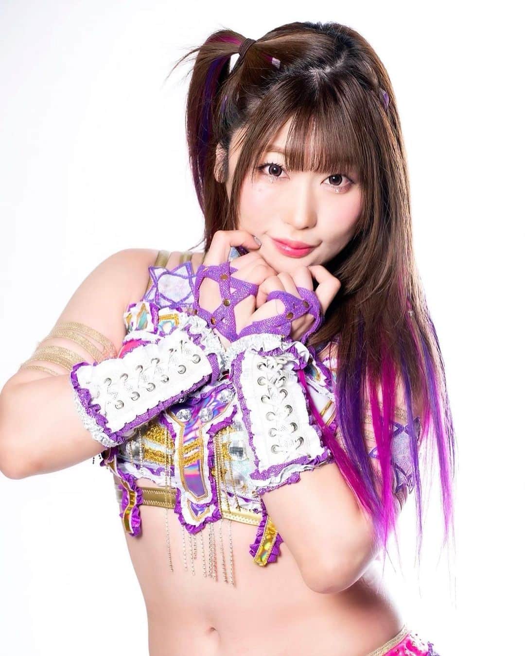 中野たむさんのインスタグラム写真 - (中野たむInstagram)「TOP KAWAII♡🪐 #costume #cosmic #prowrestler」3月5日 23時59分 - tam_nakano