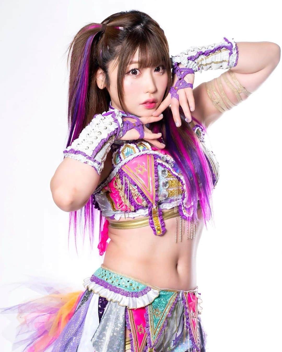 のインスタグラム：「TOP KAWAII♡🪐 #costume #cosmic #prowrestler」