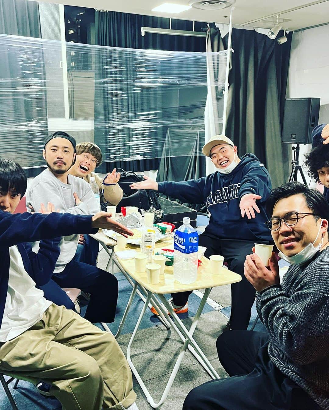 桃沢健輔さんのインスタグラム写真 - (桃沢健輔Instagram)「R-1めっちゃ面白かった。 仲間がたくさんの大会でした。 皆さん面白かったです！」3月6日 1時37分 - momozawa_kinnokuni