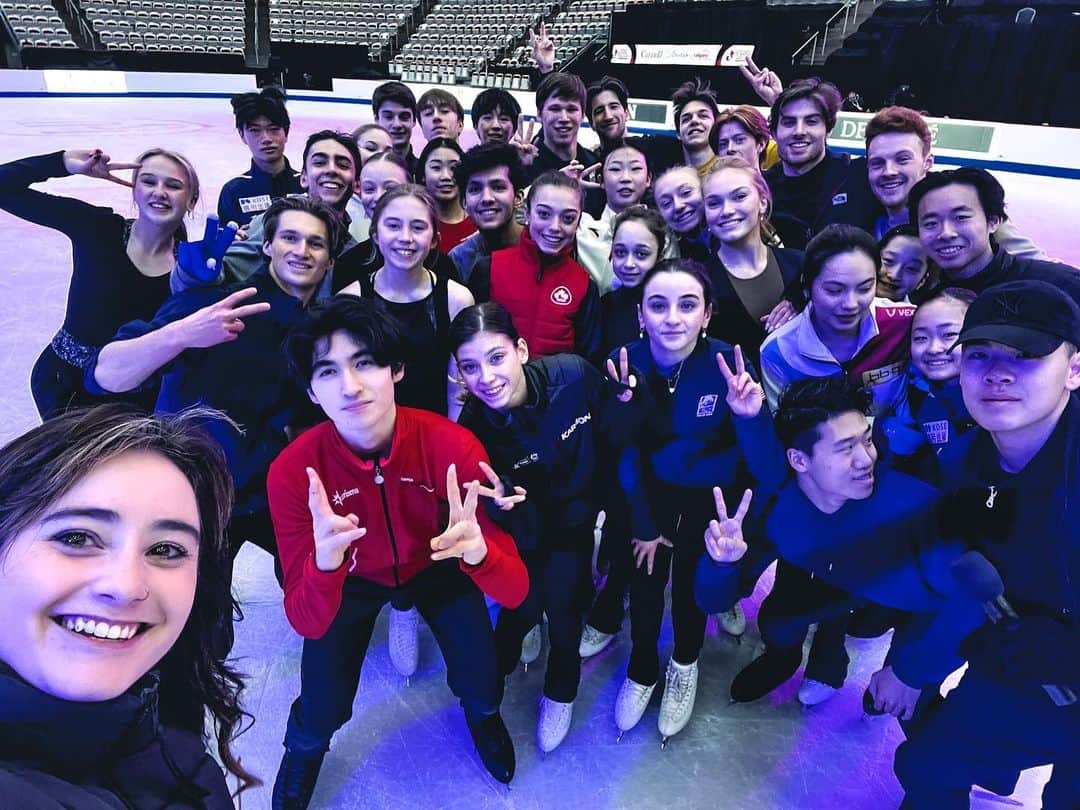 ケイトリン・オズモンドのインスタグラム：「What an incredible honour to choreograph the Junior Worlds Gala! Such unbelievable talent and couldn’t be more thankful for their attentiveness and respect.  • Also thank you @namnamnoodle for your assistance and making organization possible!  • Catch the Gala at 3pm MST ! • #worldjfigure」