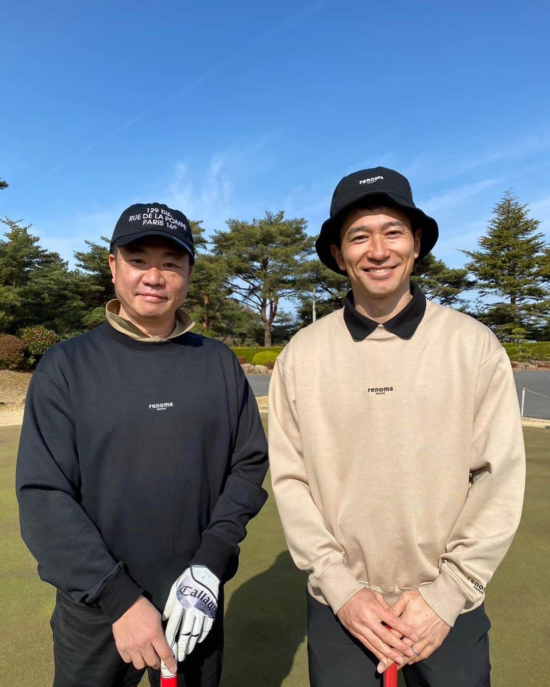 玉田圭司のインスタグラム：「@n.kusunoki_camphrier からご紹介いただいたrenomaのゴルフウェア🏌️‍♂️ デザインもお洒落でカラーも可愛い👍 着心地も抜群👏 皆さんおすすめです♪  #renoma #ゴルフウェアー」