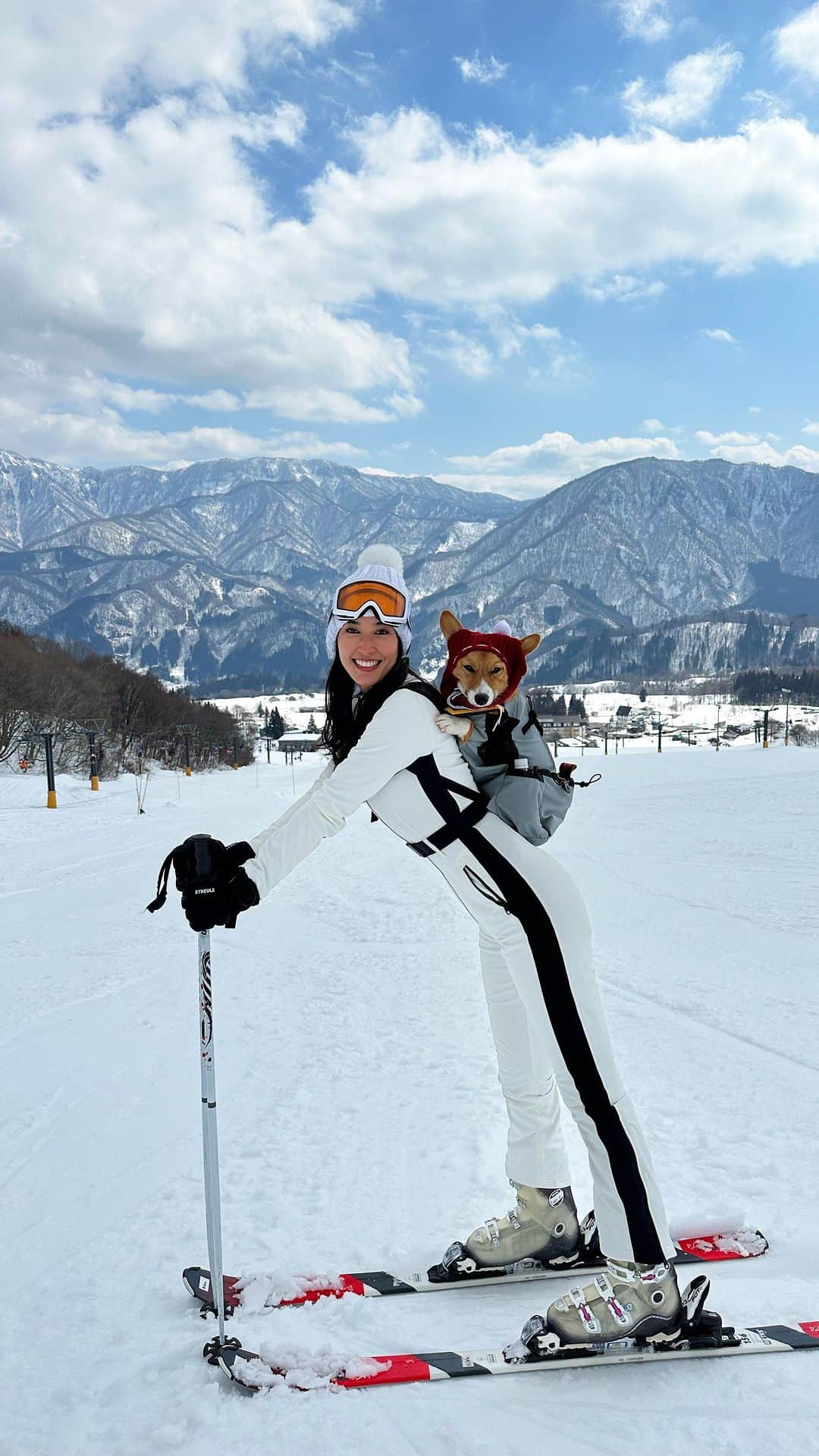 立野リカのインスタグラム：「Ski weekend with Ko chan ⛷️🐶」