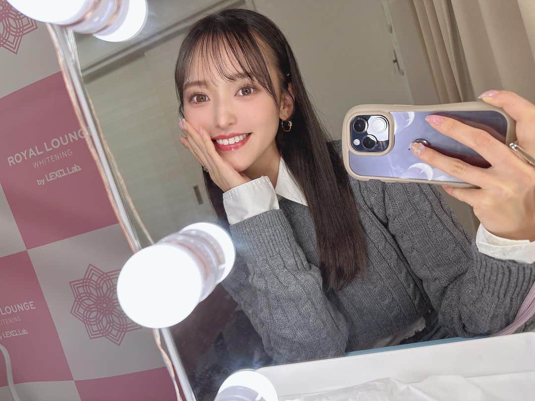 引地裕美のインスタグラム：「ホワイトニングに行ってきたよ🪥🤍 @royal_lounge_ginza   元の色より歯が白く見えないのを気にしていて… なんと理由は肌が白いのと白目が白いから🫣笑  白目や肌が白い人は 本当の白さよりも歯が黄色く見えるみたい🥹  ロイヤルラウンジさんのホワイトニングは しっかり歯を白くしてくれて、光沢も出るからより歯が白く見えるようになりました🦷✨  しみる事も全く無くて、 20分で想像以上に白くなってびっくり😳👏🏻✨  私のフォロワー様は20分のホワイトニングを無料で体験させて頂けるみたいなので是非行ってみて🫢🤍🤍🤍  #ホワイトニング銀座 #ホワイトニング専門店 #銀座ホワイトニング  #セルフホワイトニング #歯を白くしたい」