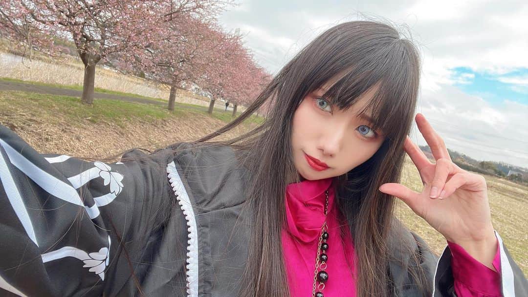 のインスタグラム：「おはよう！今日は河津桜でリク撮✨✨ #マシュマロ撮影会」